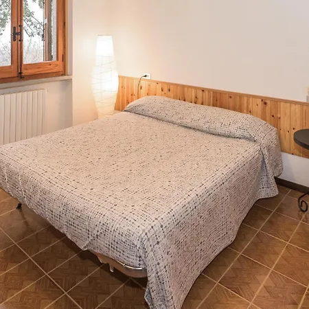 Amazing In Cerqueto Di Civitella With Wifi Holiday home *